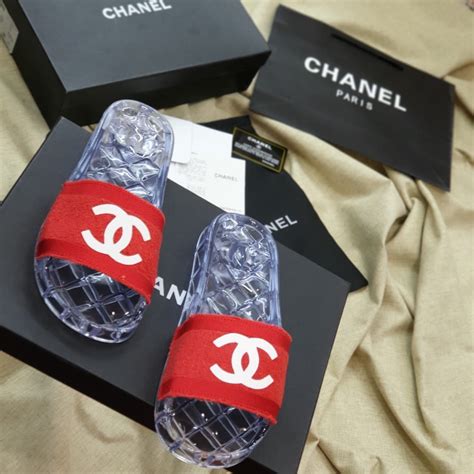 chanel pool slides 2021|chanel fluffy slides.